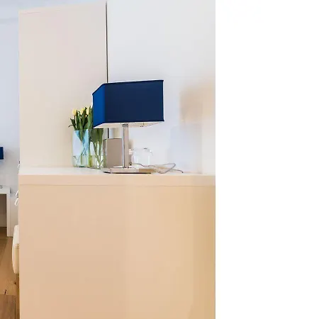 Cafe Bleu Relais ホテル サッサリ