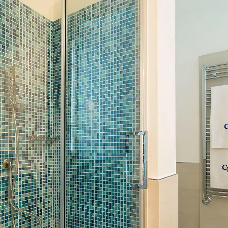 Cafe Bleu Relais ホテル 3*