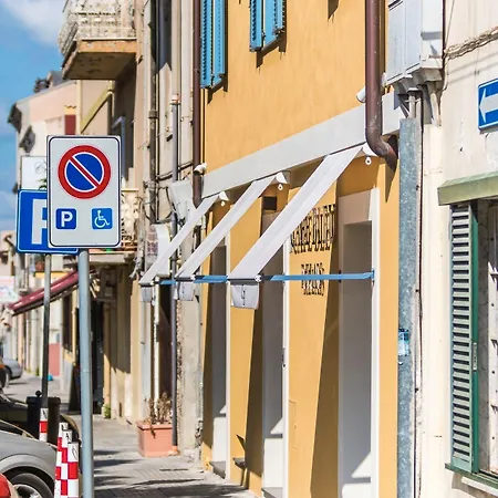 ホテル Cafe Bleu Relais 3*