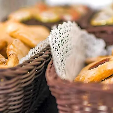 Cafe Bleu Relais