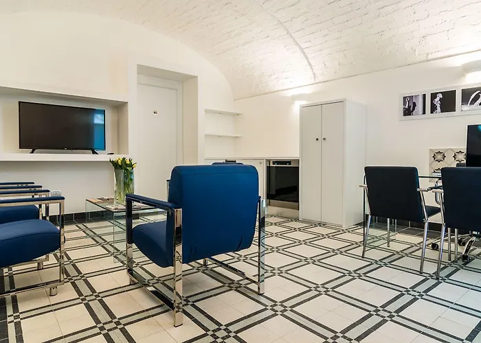 Cafe Bleu Relais Отель Сассари